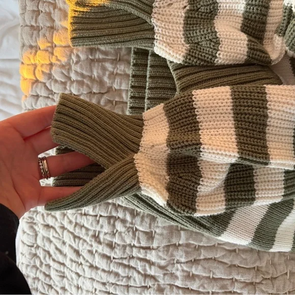Aerie Bistro Knit Striped Green and White Sweater Oversized Spring Summer - Picture 7 of 7